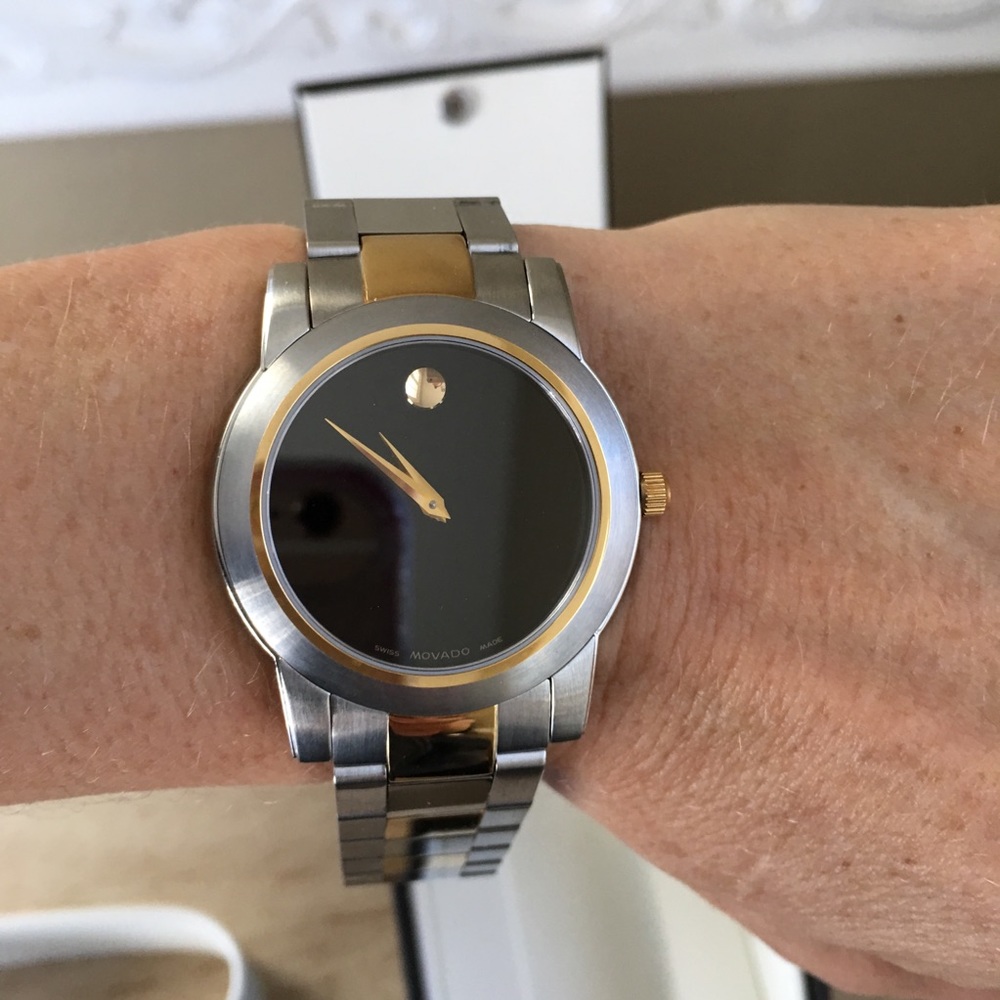Movado Venturi Quartz Watch Men’s Like New - Picture 8 of 8